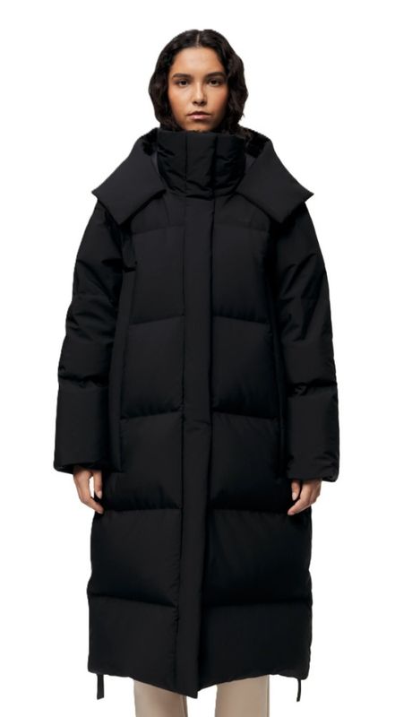 Stranda down coat Black